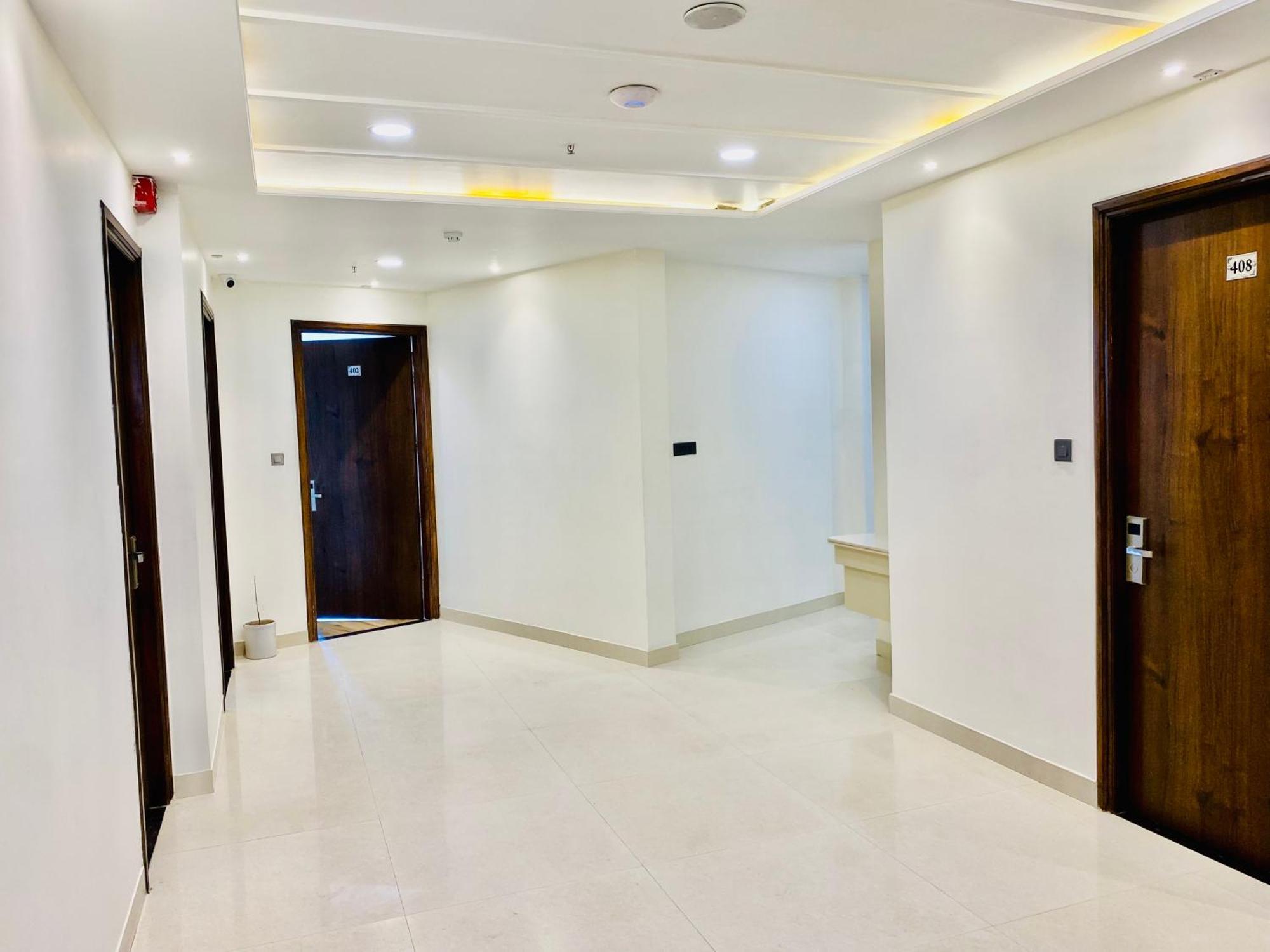 Hotel White House 350 Mtr From Golden Temple Амритсар Екстериор снимка