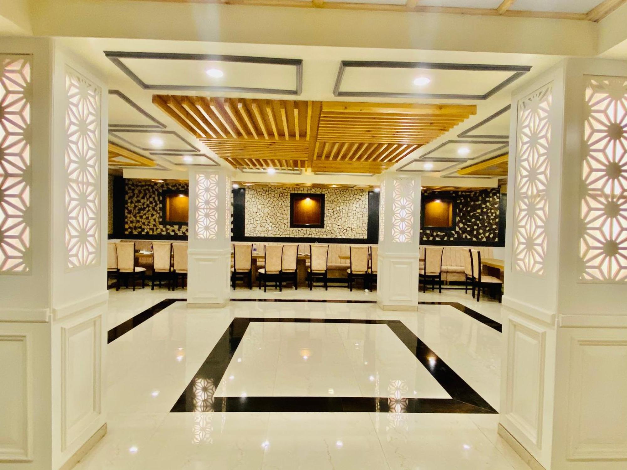 Hotel White House 350 Mtr From Golden Temple Амритсар Екстериор снимка